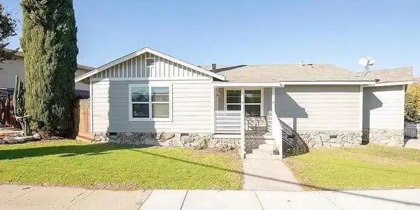 6 Linscheid Dr