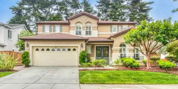 4150 Peninsula Point Drive