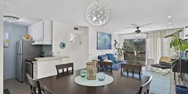 6406 Friars