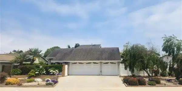 20392 Densmore Lane