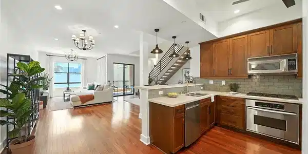 395 East 4th Street