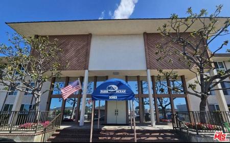 5585 E Pacific Coast Highway