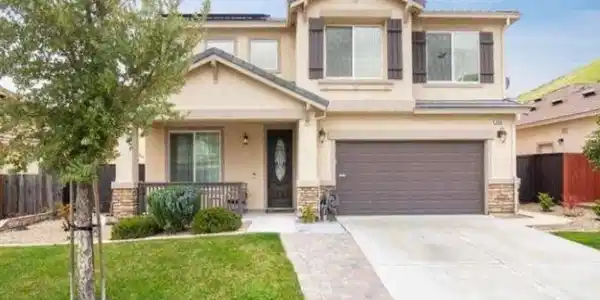 3685 Mallard Ct