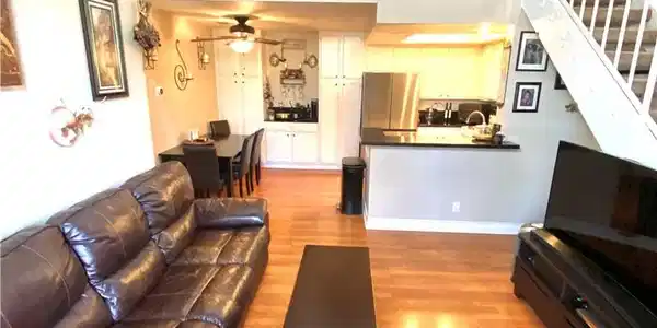 27288 Avenida De La Plata