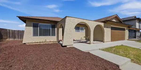 4230 Justin Way