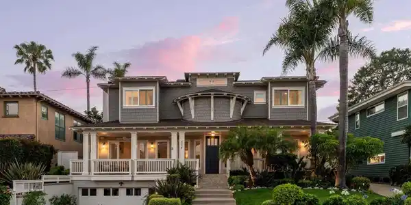 515 N Acacia Ave