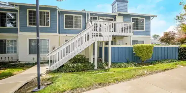 6 Glenwood