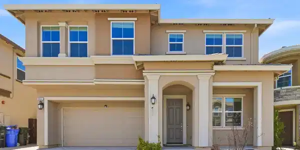 2631 Clarita Dr