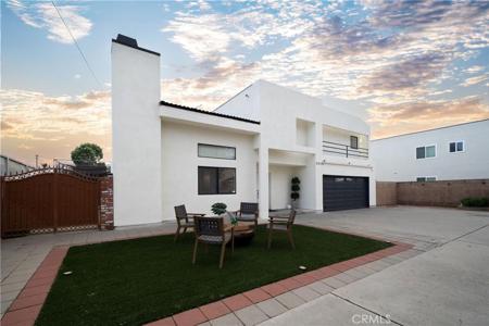2032 W 231st