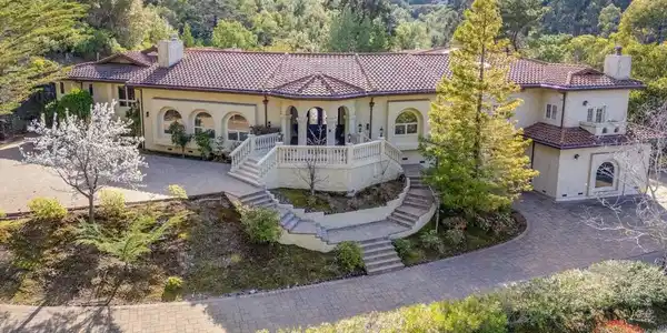 1035 Macadamia Drive
