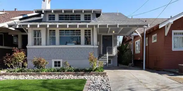 3103 Central
