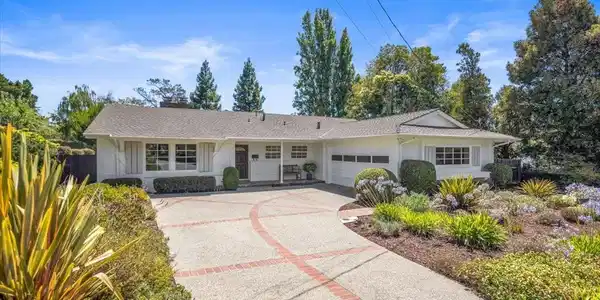 35 Mountain View Place