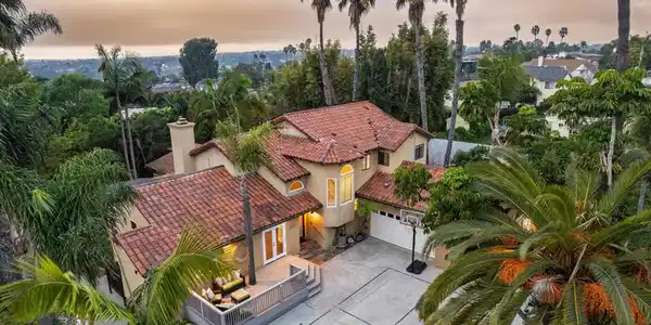 2645 Highland Drive