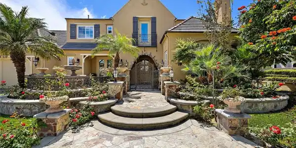30 Palazzo