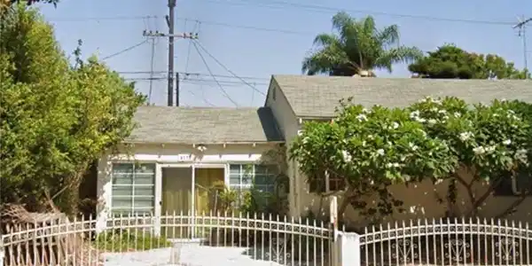 4130 Redwood Avenue