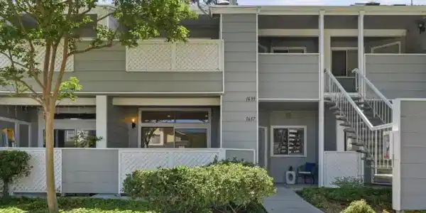 1637 Thorncrest Drive