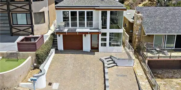 2760 Highland Way