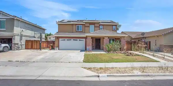 232 Brushwood Pl