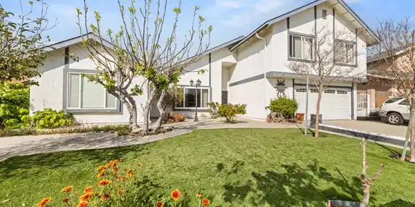 905 Kumquat Place