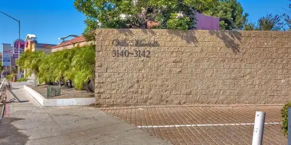 3142 Midway Drive