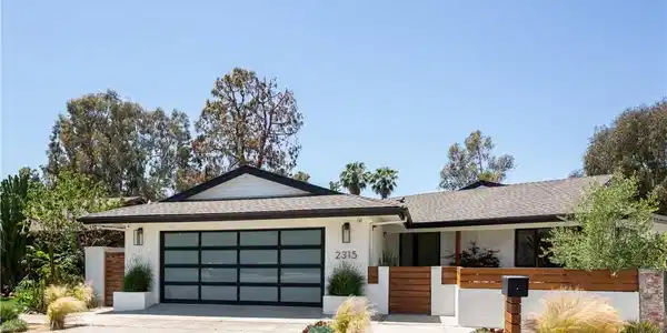 2315 Heather Lane