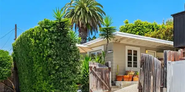 31886 Hillside