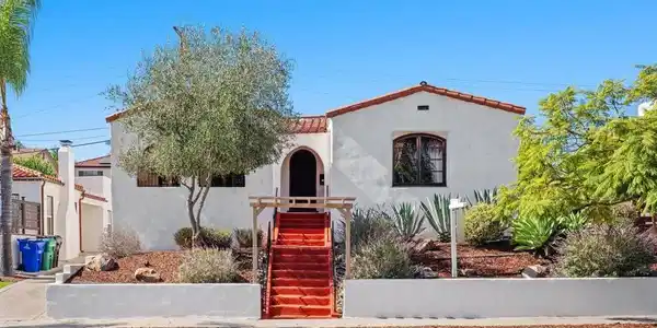 2438 33rd Street