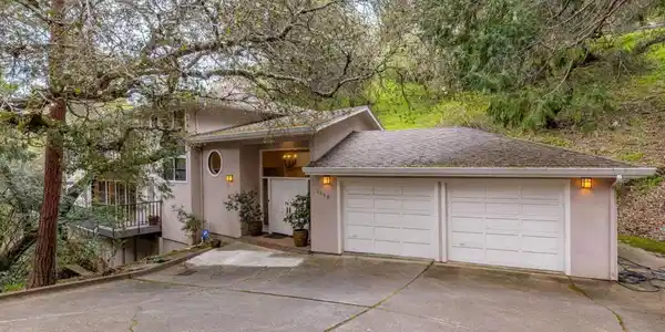 1050 Hayne Road