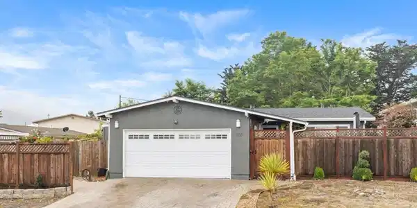 1138 Manzanita Drive
