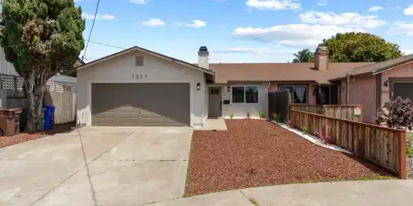 1207 Trenton Blvd