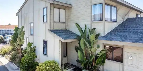 534 Casa Del Mar