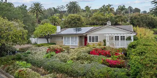 919 Aleeda Lane