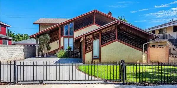 1860 San Francisco Avenue