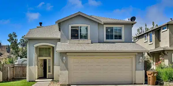 616 Ross Circle