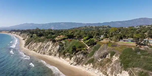 4335 Marina Drive