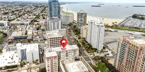 455 E Ocean Boulevard