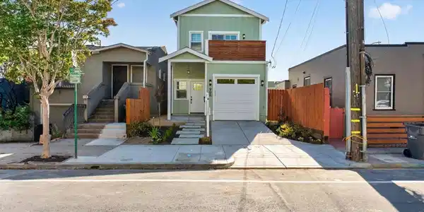 906 ADAMS
