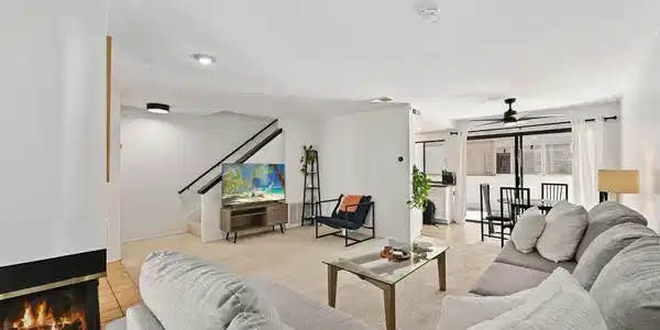 4575 Chateau Dr