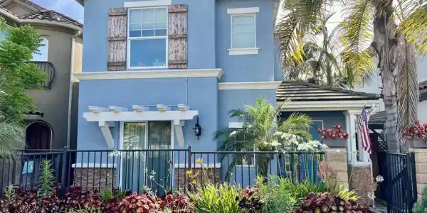 517 N Cedros