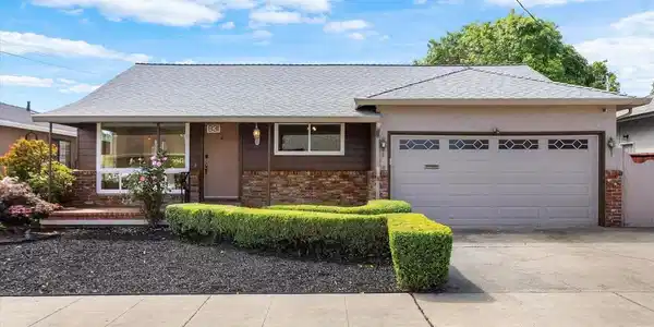 831 Casanova Dr