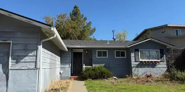 1873 Berry Court