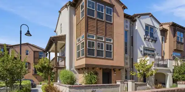 2348 Toledo Terrace