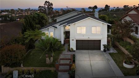 2913 Calle Frontera