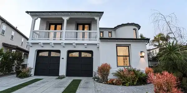 6525 Fremont