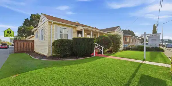98 E Hillsdale Boulevard
