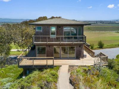 127 Cormorant Way