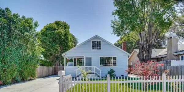 2220 Ralmar Avenue