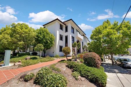 1396 El Camino Real