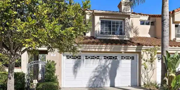17 Stream St