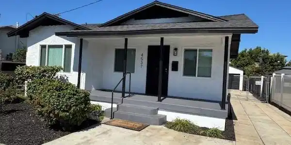 4537 W 120th Street